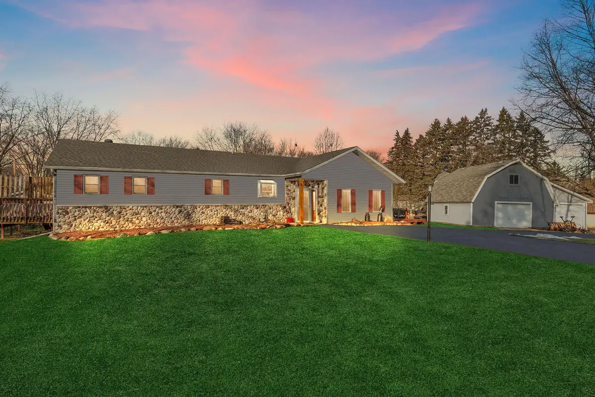 12 S Beulah Vista, Hebron, IN 46341 - Image #1