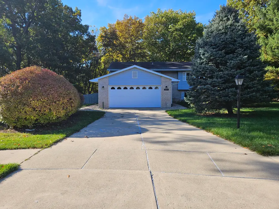 487 Timber Lake Drive, Lowell, IN 46356 - Image #2