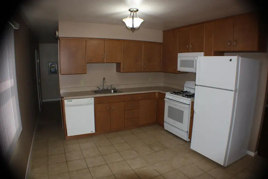 9535 Forrest Drive, Highland, IN 46322 - Image #2