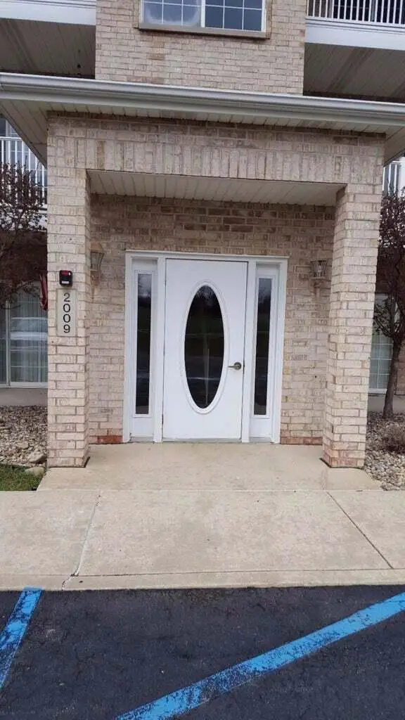 2009 W 75th Place W #35, Merrillville, IN 46410 - Image #1