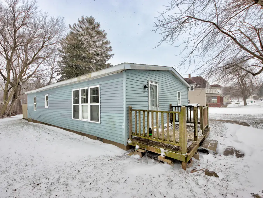 211 Mcclung Road, La Porte, IN 46350 - Image #3