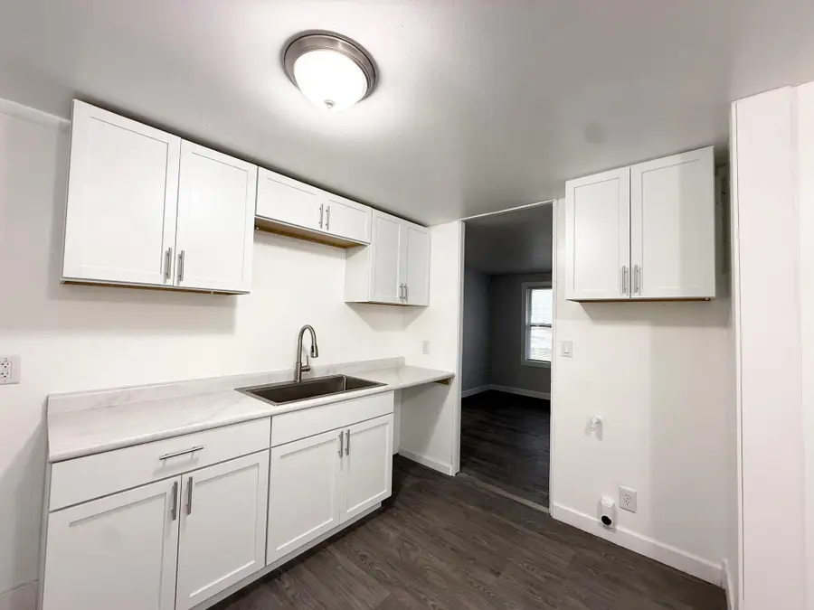 123 Parkview Avenue, La Porte, IN 46350 - Image #2