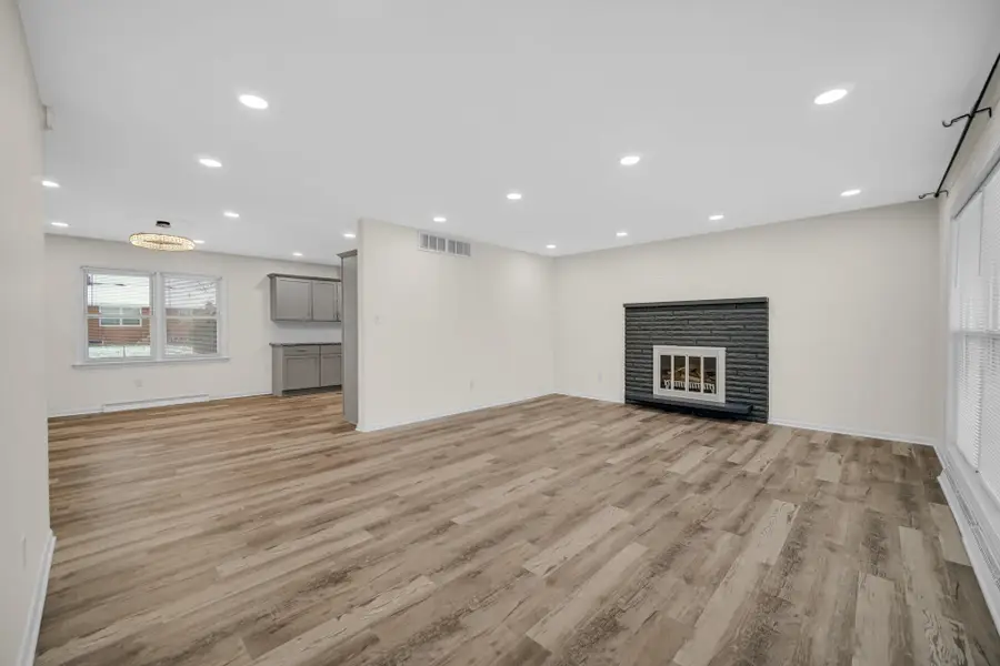 1310 Orchard Drive, Merrillville, IN 46410 - Image #3