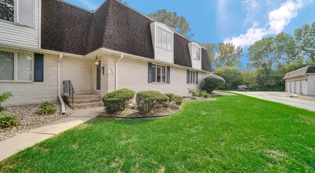 1439 Elm Court, Schererville, IN 46375 - Image #1