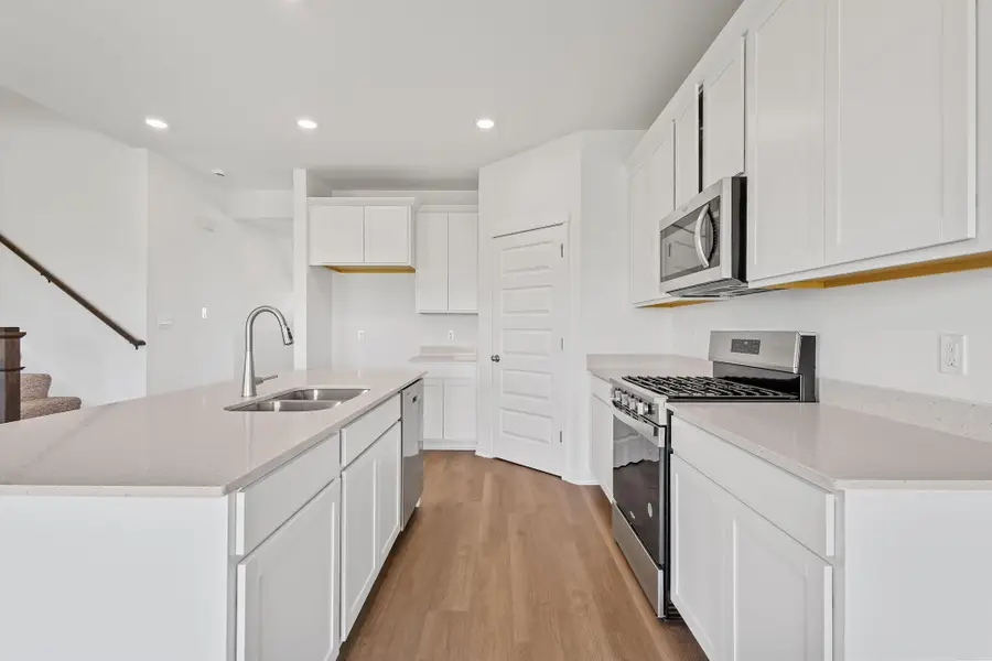 7883 W 105th Avenue, Crown Point, IN 46307 - Image #2