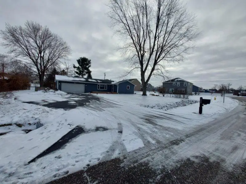 4806 Lynn Lane, Valparaiso, IN 46383 - Image #2