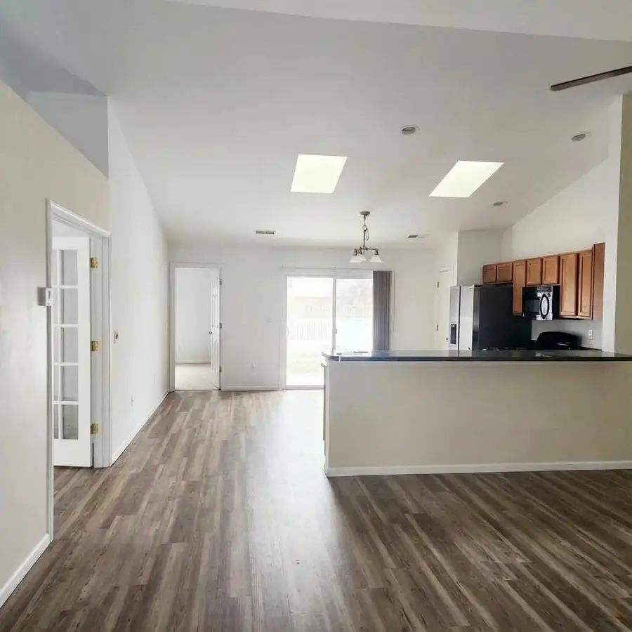 691 W 77th Avenue, Merrillville, IN 46410 - Image #2