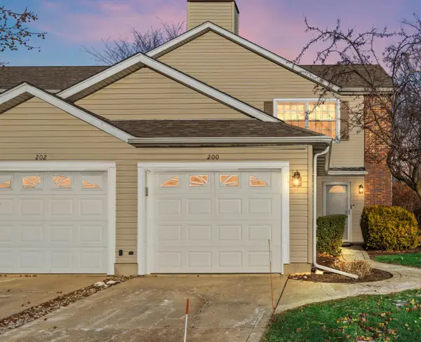 200 Summertree Drive, Porter, IN 46304