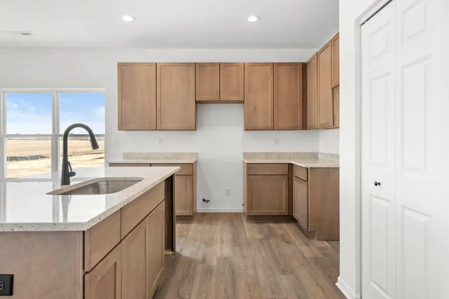 6430 E 103rd Avenue, Crown Point, IN 46307 - Image #2