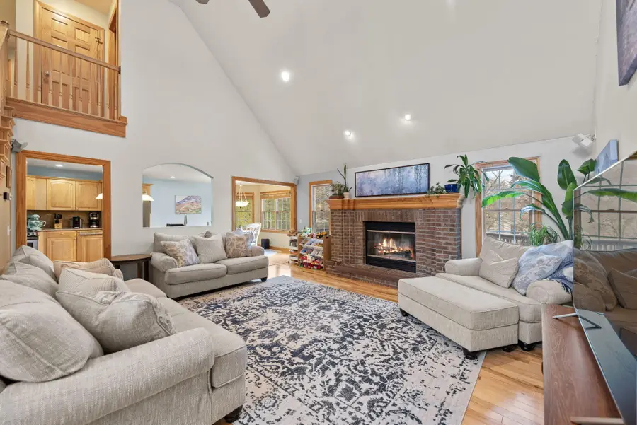 3102 Coachman Trail, Valparaiso, IN 46385 - Image #2