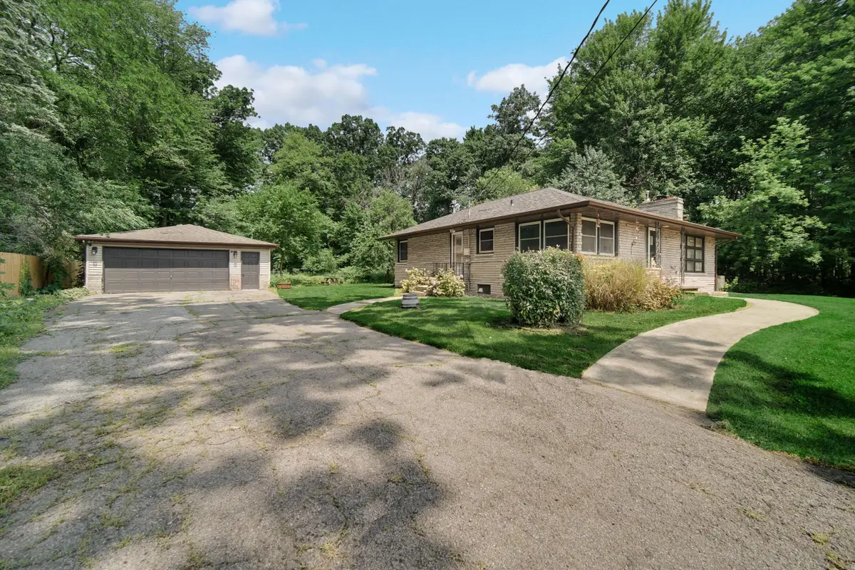 2375 Indian Boundary Road, Chesterton, IN 46304 - Image #1