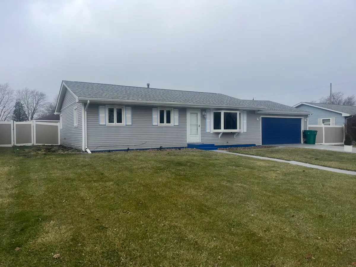 7704 Hendricks Place, Merrillville, IN 46410 - Image #1