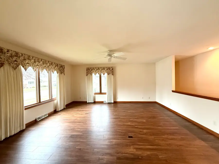 165 Sagamore Parkway, La Porte, IN 46350 - Image #2