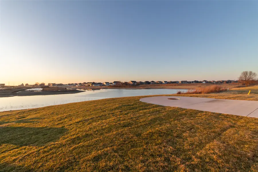 10138 Sentry Drive, Saint John, IN 46373 - Image #2