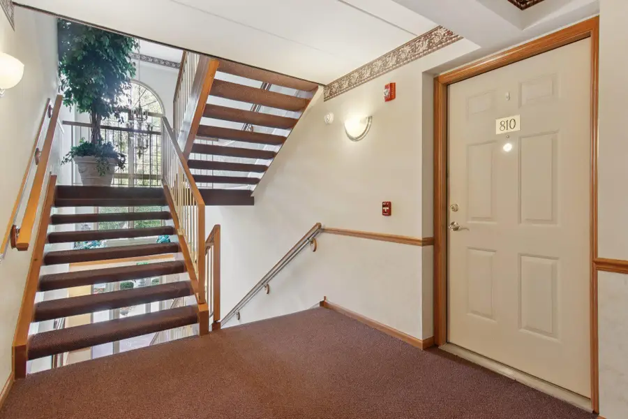 810 Swan Drive #2a, Dyer, IN 46311 - Image #3