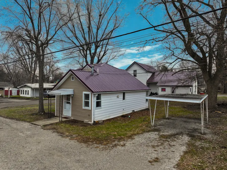 411 W Jefferson Street, Winamac, IN 46996 - Image #3