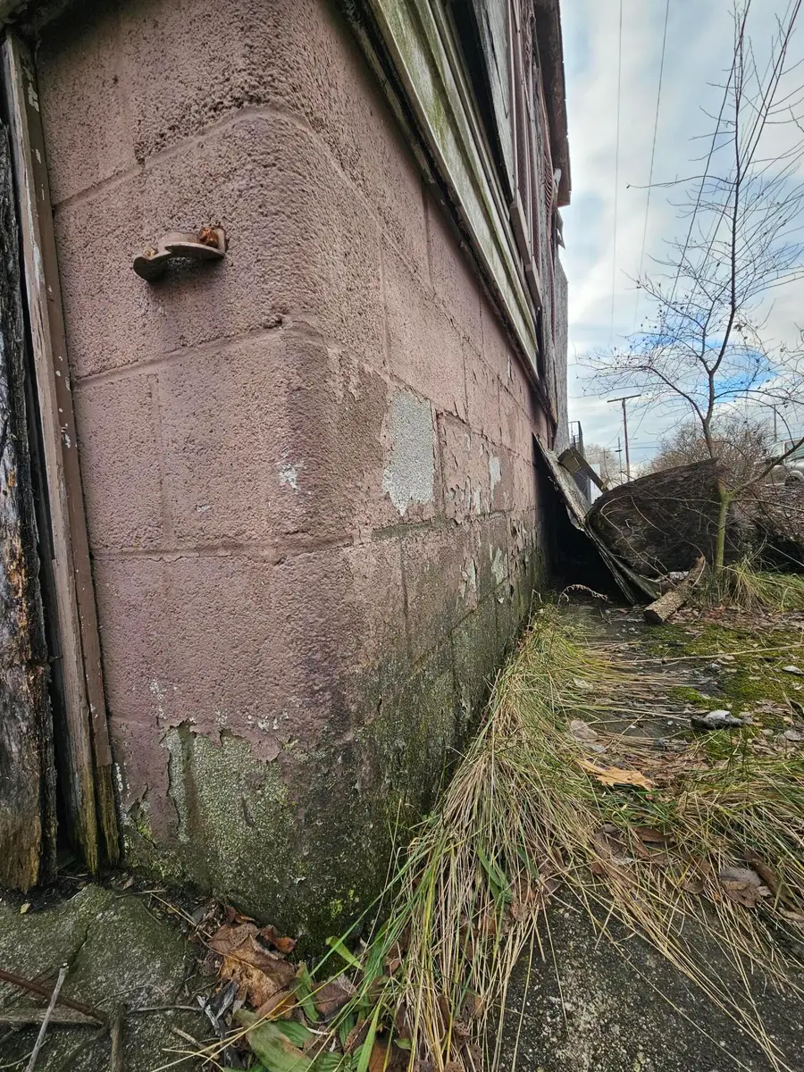 1695 W 10th Avenue, Gary, IN 46404 - Image #2