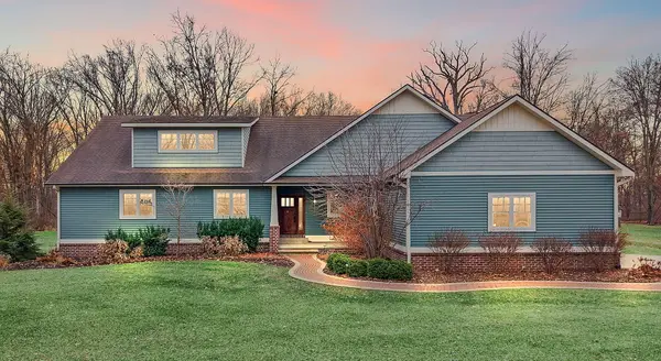 216 E 1050 N, Chesterton, IN 46304