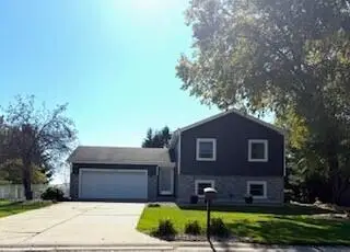 1355 Gilleevan Drive, Valparaiso, IN 46385 - Image #1