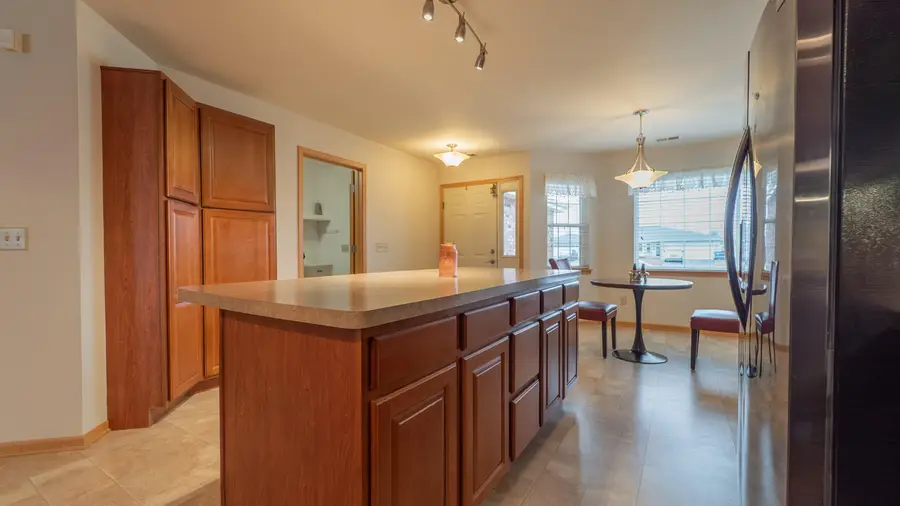 404 Pine Ridge Circle, Lowell, IN 46356 - Image #3