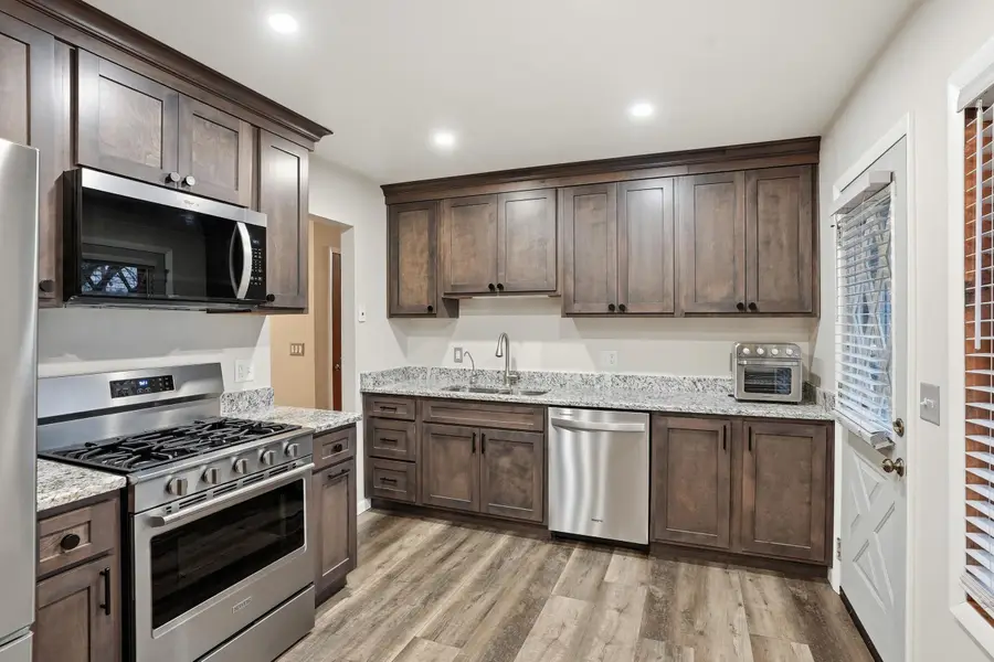 715 Cheyenne Drive, Lowell, IN 46356 - Image #2