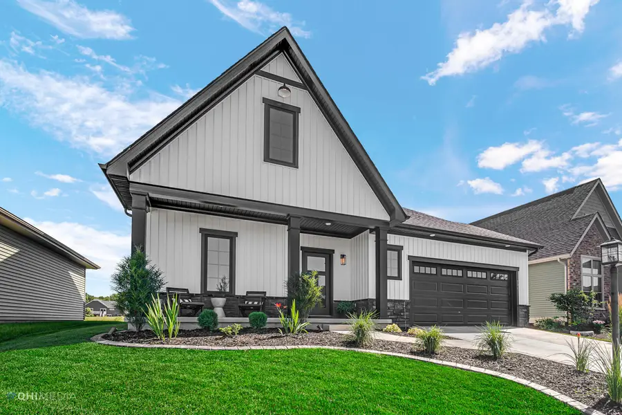 306 W Prairie Lane, Valparaiso, IN 46385 - Image #2