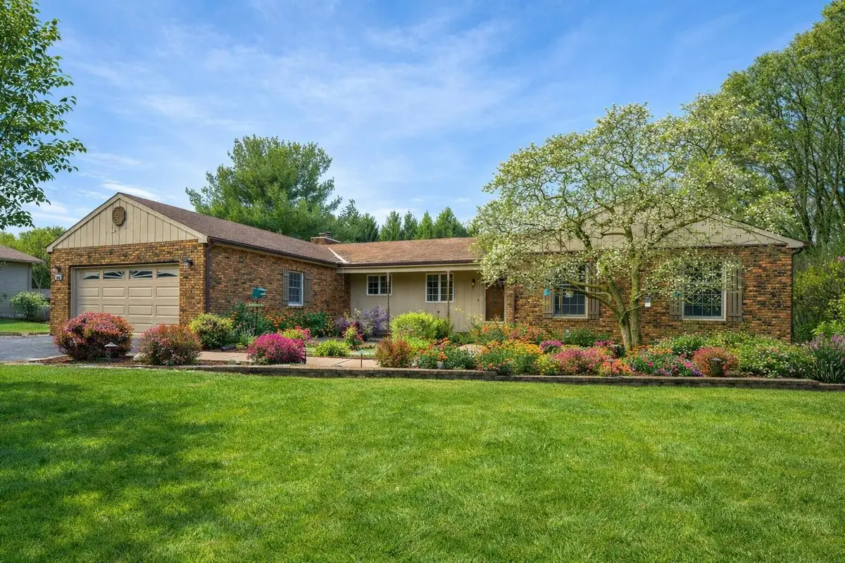 842 N 400 E, Valparaiso, IN 46383 - Image #1