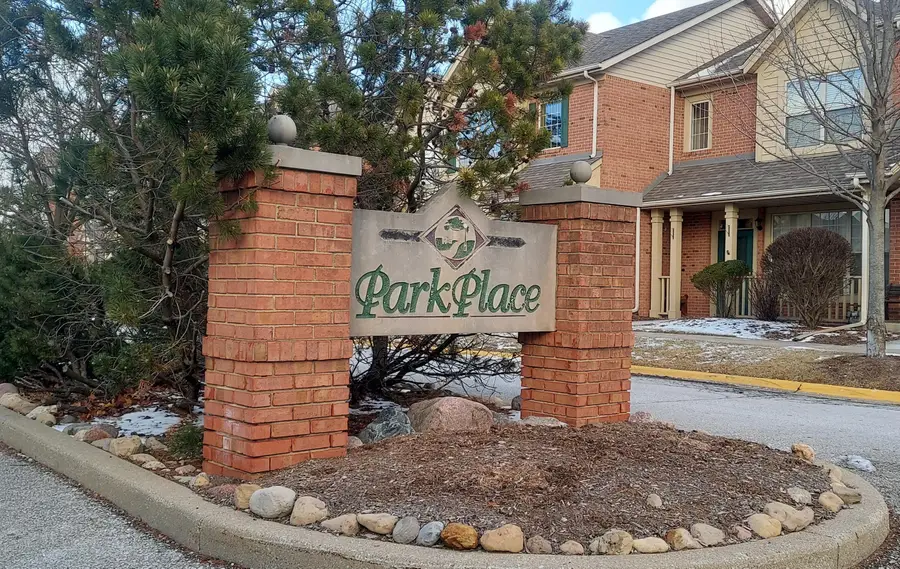 2912 Cambridge Way #2912, Highland, IN 46322 - #2