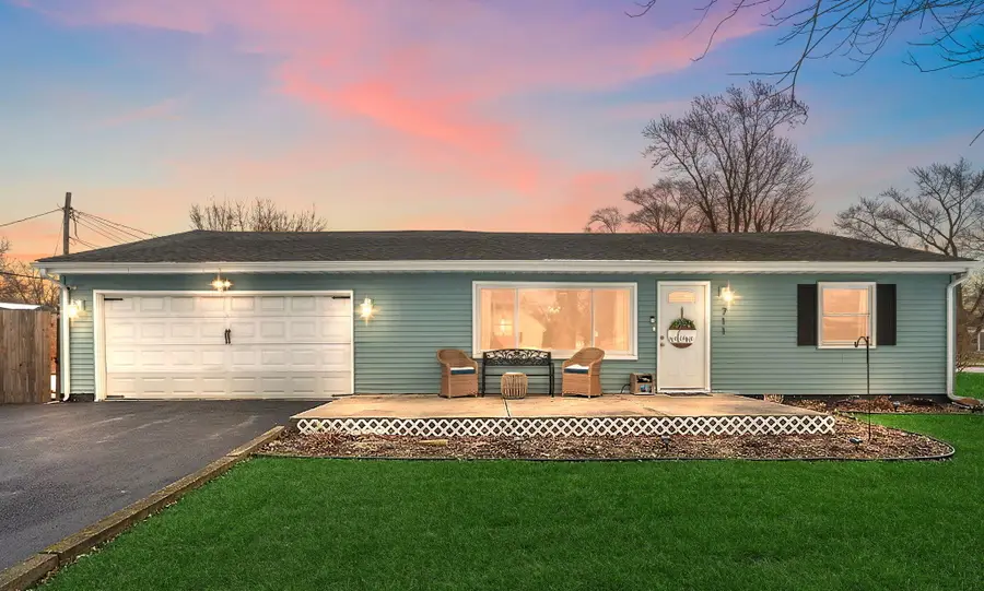 711 Juniper Road, Valparaiso, IN 46385 - Image #2