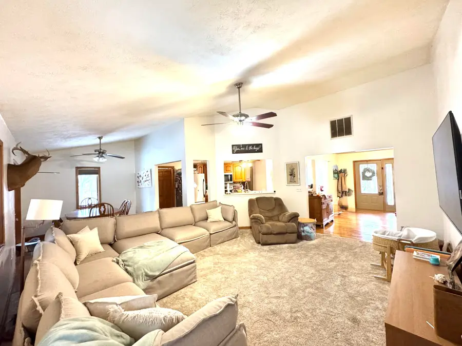 4975 W 200 S, Winamac, IN 46996 - #3