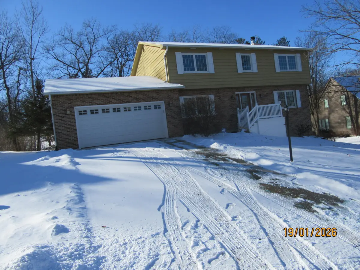 194 Wexford Road, Valparaiso, IN 46385 - Image #1