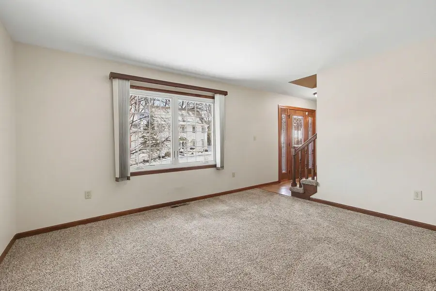 194 Wexford Road, Valparaiso, IN 46385 - Image #3