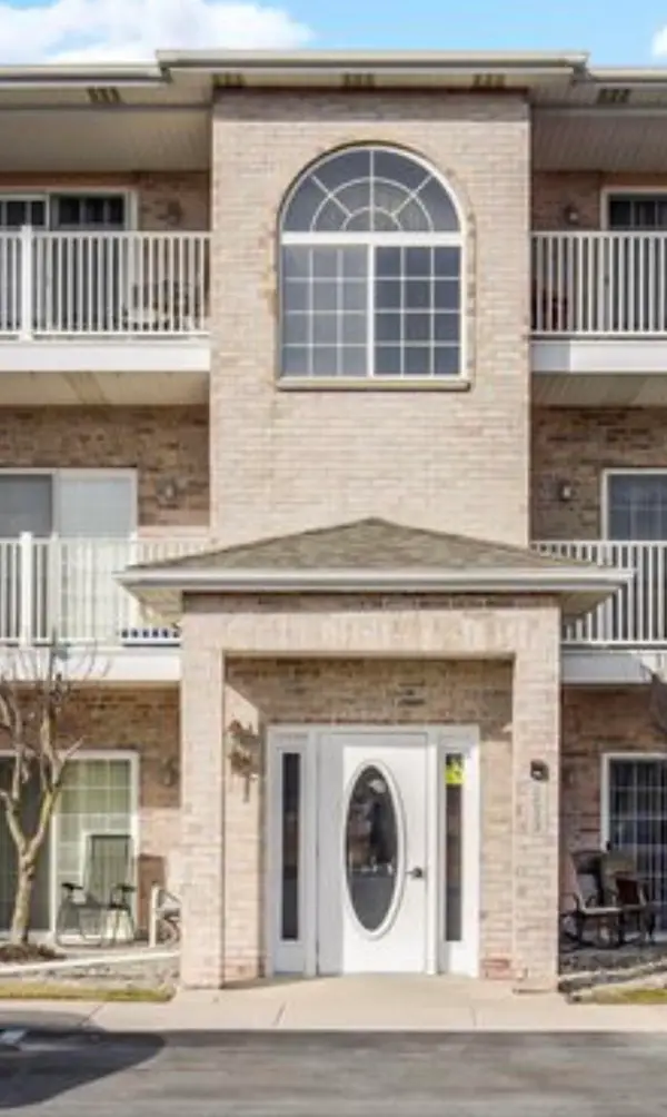 2023 W 75th #22, Merrillville, IN 46410