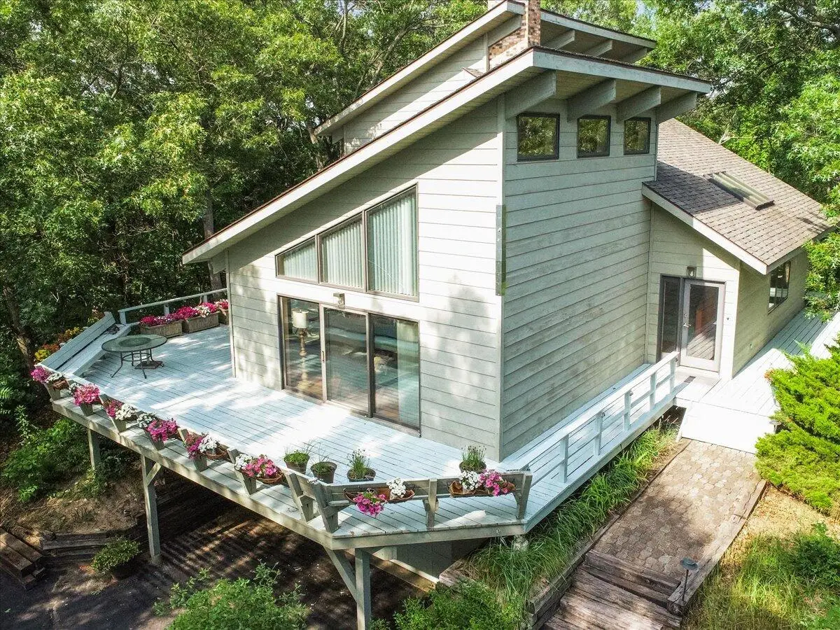 2828 Lakewood Trail, Chesterton, IN 46304 - Image #1