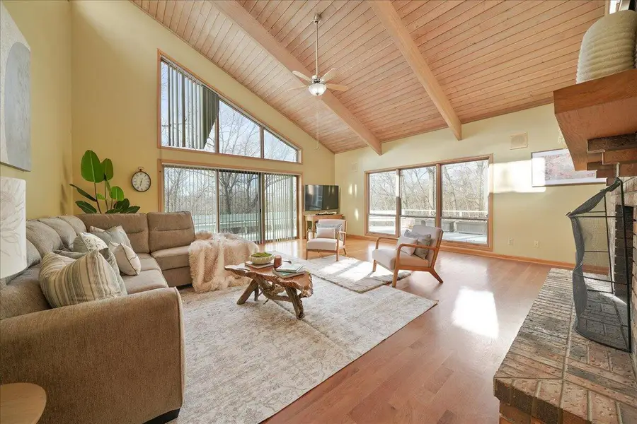 2828 Lakewood Trail, Chesterton, IN 46304 - Image #2