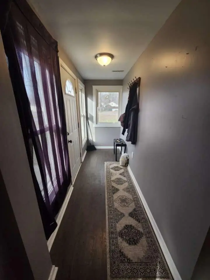 201 E 13th Place, Hobart, IN 46342 - Image #2