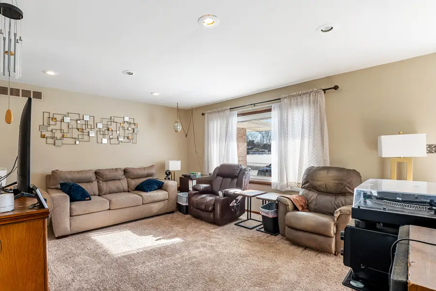 1749 Green Meadow Lane, Chesterton, IN 46304 - Image #3