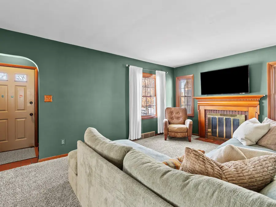 411 N Lafayette Street, Griffith, IN 46319 - Image #3