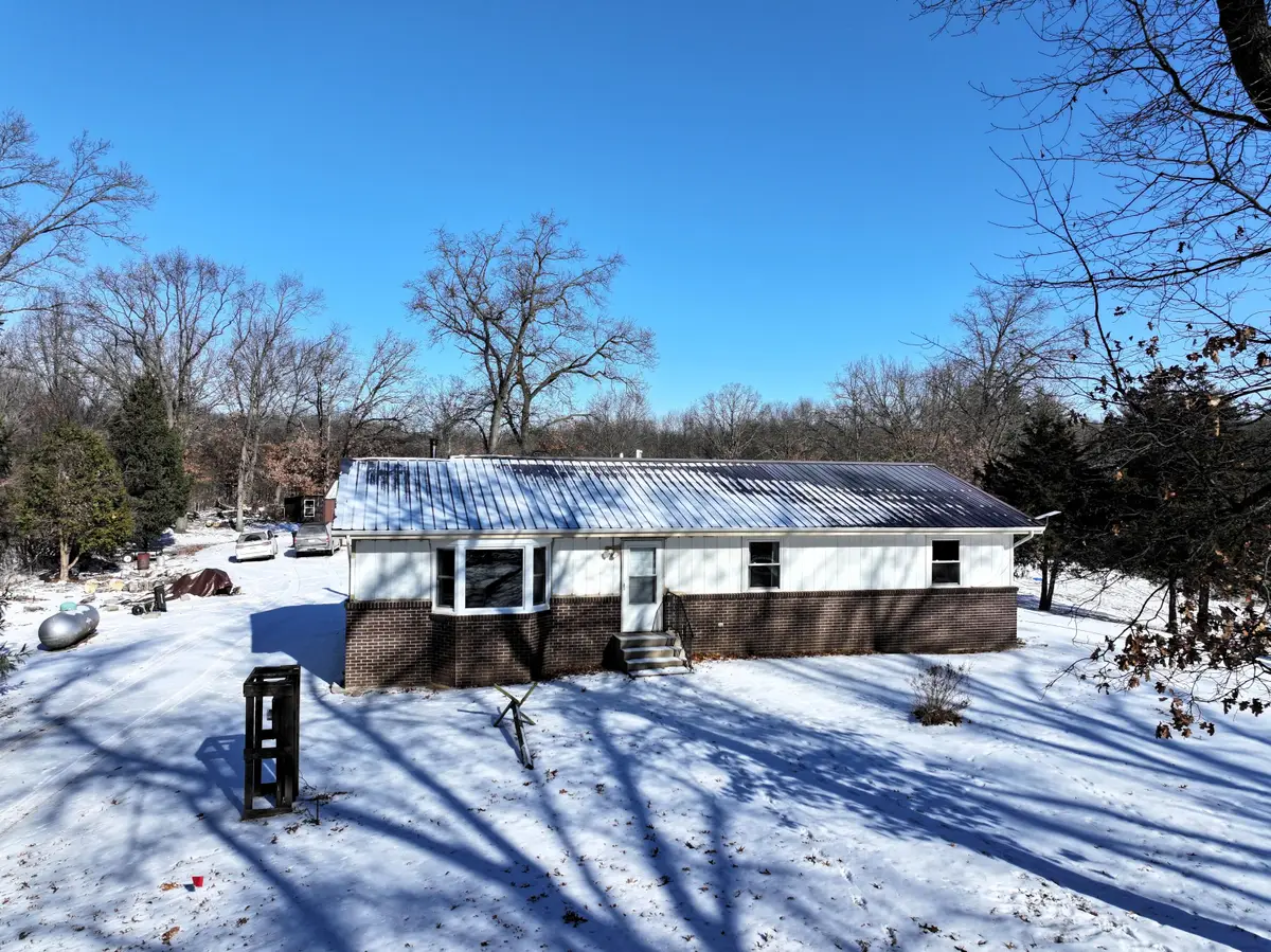 15500 W 450 N, Medaryville, IN 47957 - Image #1