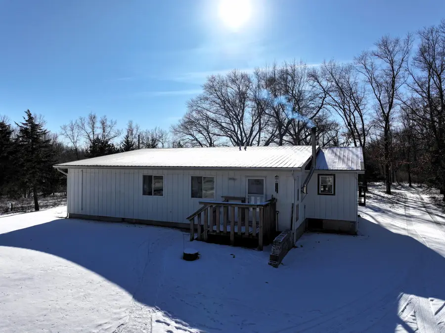 15500 W 450 N, Medaryville, IN 47957 - Image #2
