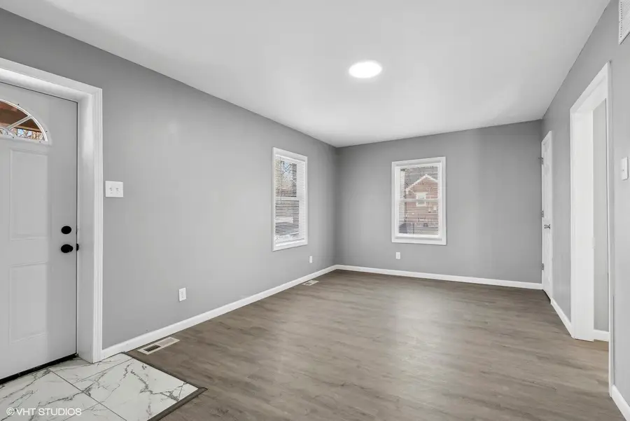 1025 Wallace Street, Gary, IN 46404 - Image #2