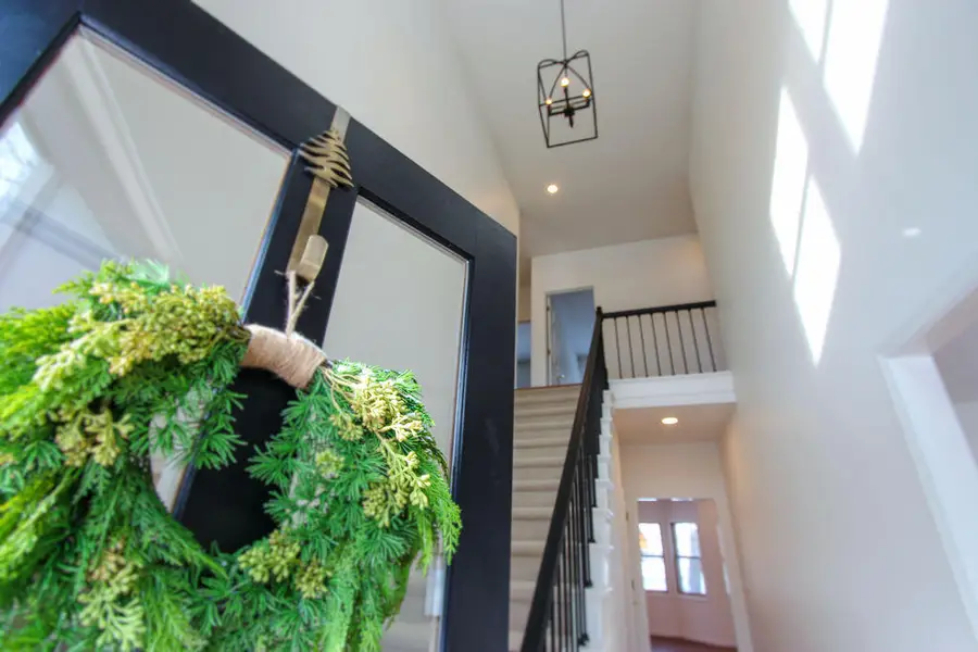 1611 W Kama Drive, La Porte, IN 46350 - Image #2