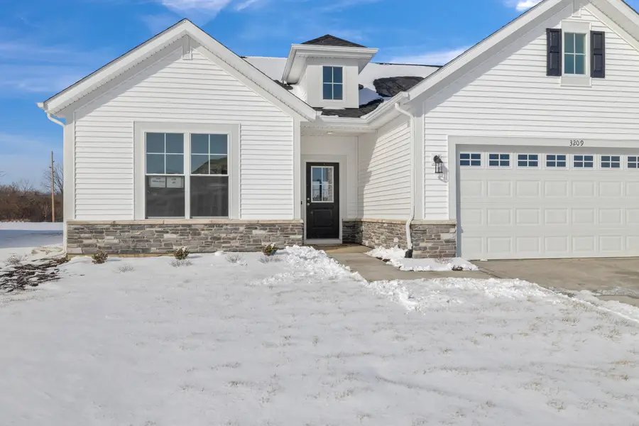 3209 Hilltop Road, Valparaiso, IN 46385 - Image #2