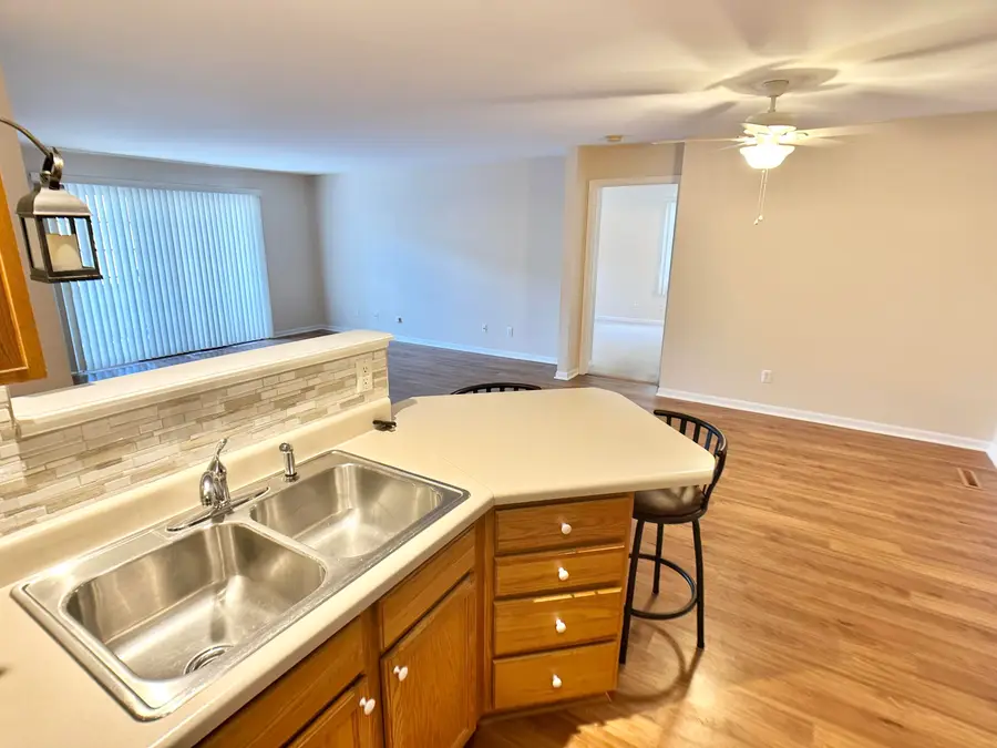 9814 Wildwood Court #1c, Highland, IN 46322 - Image #3