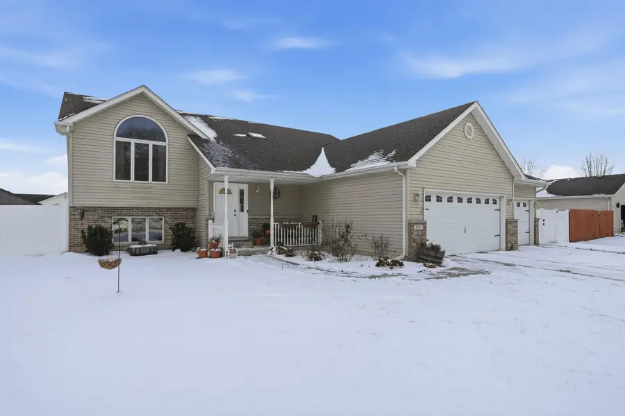 3001 Emerald Drive, Hobart, IN 46342 - Image #2