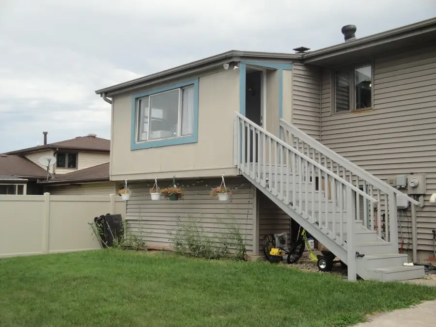 2308 Flint Court, Dyer, IN 46311 - Image #2