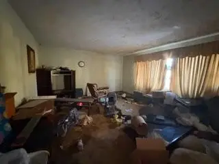 826 S Mayflower Road, La Porte, IN 46350 - Image #3