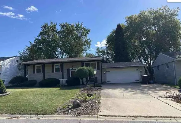 3403 W 77th Place, Merrillville, IN 46410