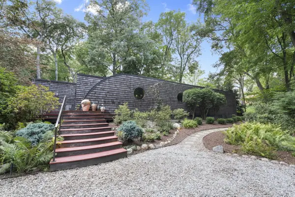 3820 Hiawatha Drive, Michiana Shores, IN 46360