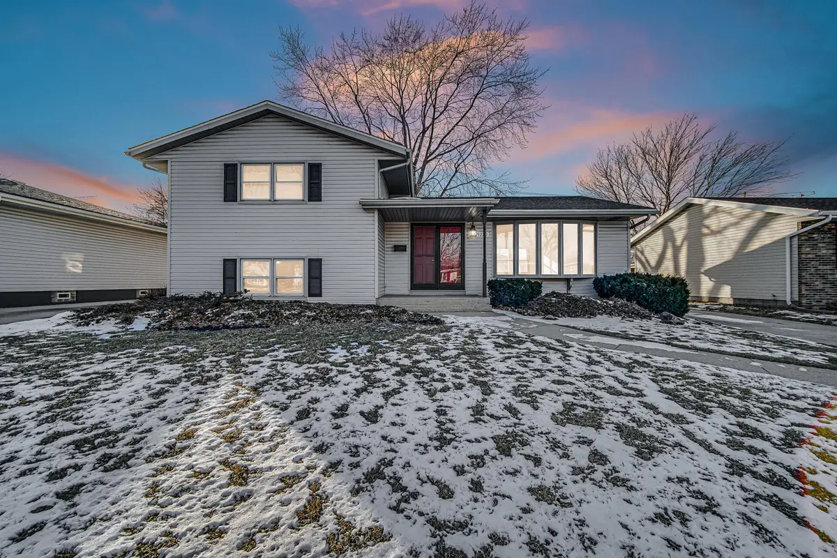 9220 Wildwood Drive, Highland, IN 46322 - Image #1